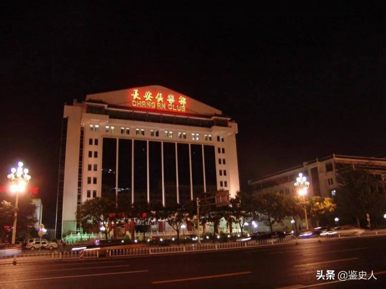 揭秘京城四大頂級(jí)會(huì)所入門費(fèi)最低10萬(wàn)可能有錢也進(jìn)不去