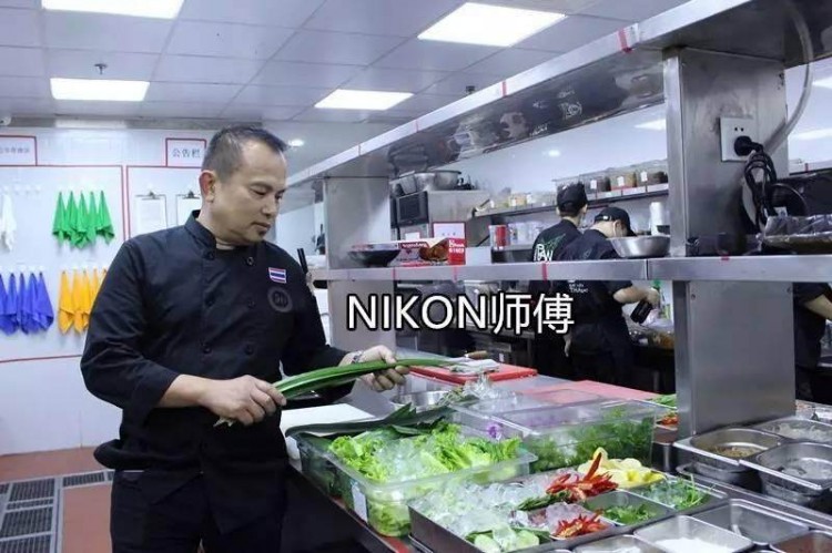 一群泰國清邁人來了杭州帶來了七星級的服務體驗價格還這么便宜人生圓滿了！