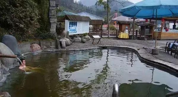 冷死個(gè)仙人板板！13℃的成都唯有約泡才盡興！
