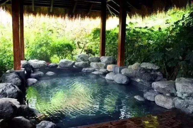 冷死個(gè)仙人板板！13℃的成都唯有約泡才盡興！
