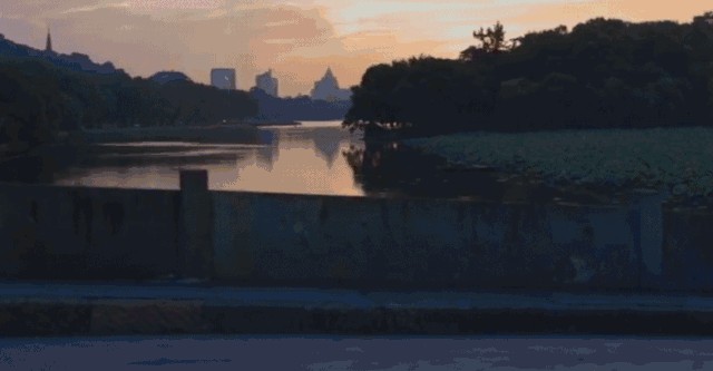從沿江兜風(fēng)到江景套房再到郵輪巡江杭州年輕有車族的小奢周末
