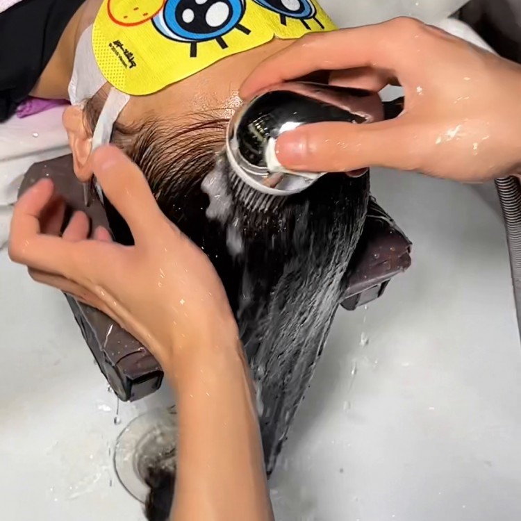 深圳也有碳酸泉頭皮養(yǎng)發(fā)了全程幾十分鐘太舒服啦直接一...