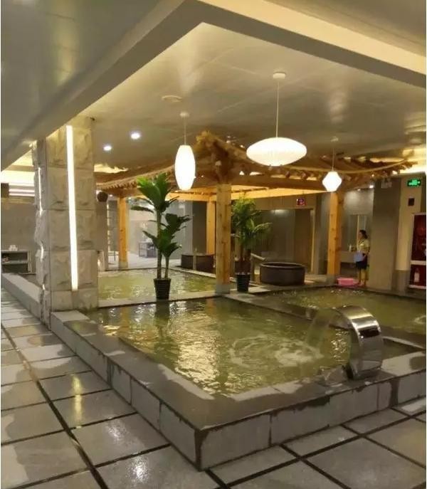 韓流來襲佰家湯泉~蒸鮮入住西安