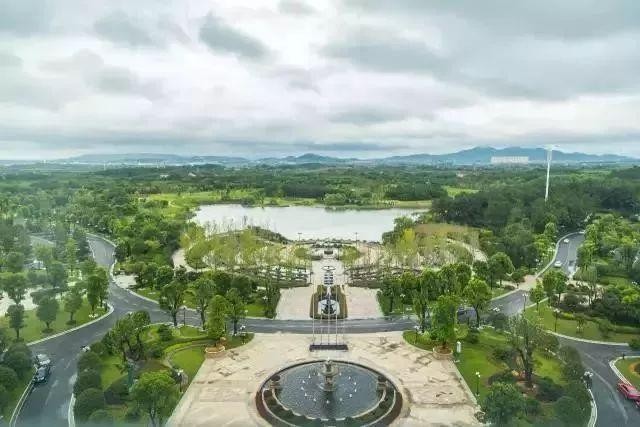 泡熱湯賞湖景！開業(yè)驚艷整個(gè)南京的歐式城堡酒店！元旦春節(jié)通用！