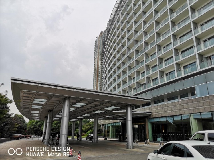 下關(guān)之星～南京世茂濱江希爾頓酒店入住報告