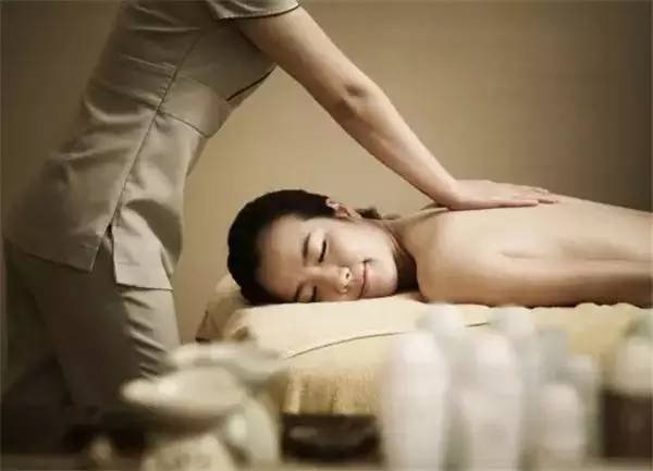 女人節(jié)半天假去哪享受這些地方半價(jià)免費(fèi)任你選！