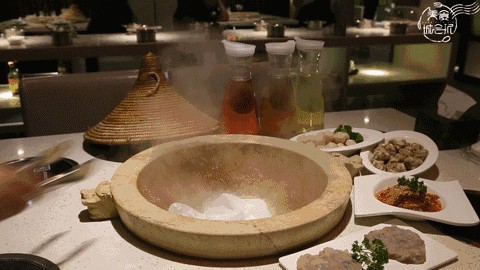 漁霖坊萬物復(fù)蘇之際該來魚鍋界的SPA館養(yǎng)養(yǎng)生了
