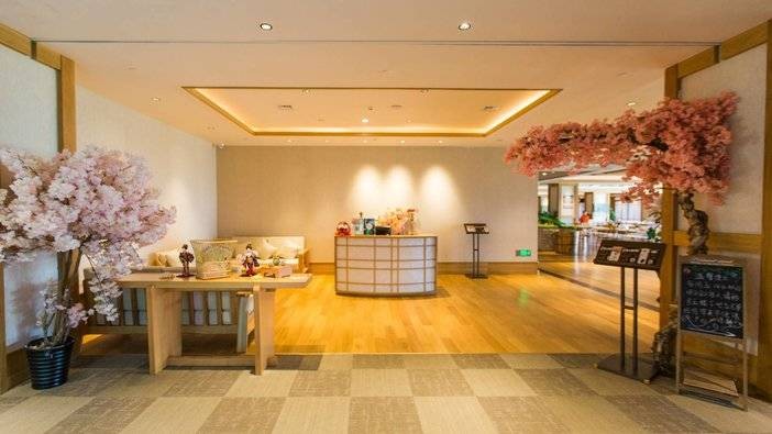 青島-全球第39家純?nèi)帐缴萑A靠山瞰海紅樹林湯泉鉅惠49.9元起瘋搶