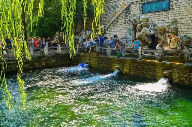 濟(jì)南這些不得不去的旅游景點(diǎn)你去過(guò)幾處