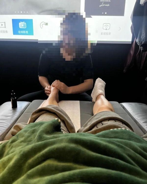 昆明年輕人越來(lái)越喜歡去足浴按摩店醫(yī)生提醒注意