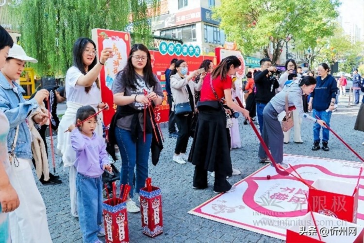 養(yǎng)生引領(lǐng)國(guó)潮養(yǎng)生風(fēng)尚，濟(jì)南嘉年華燃爆健康新時(shí)代！