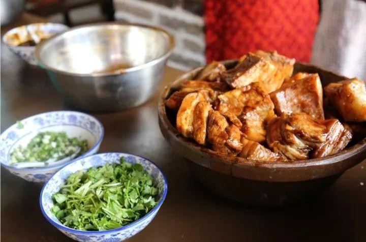 「多彩鹿泉」小鹿帶你嗨爆12月吃喝玩樂購(gòu)……約嗎