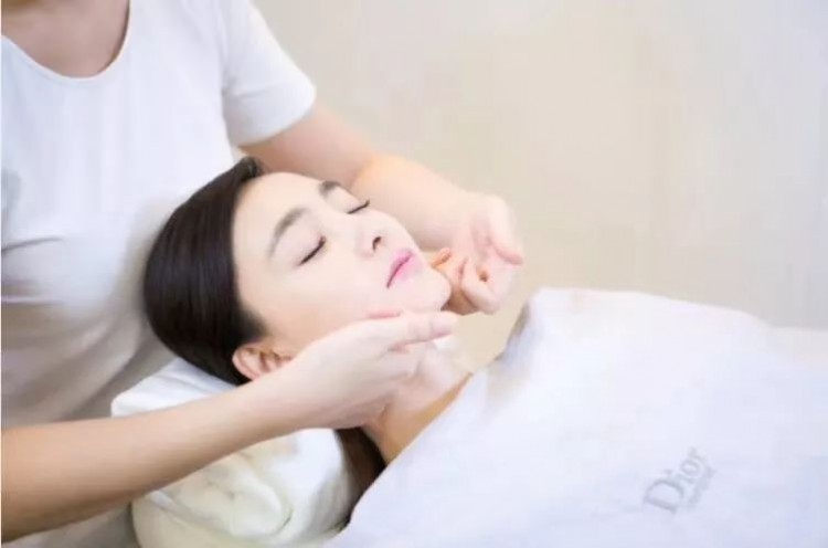 哈爾濱的小仙女們國(guó)際一線大牌免費(fèi)來(lái)為你做SPA了！只有一個(gè)要求…