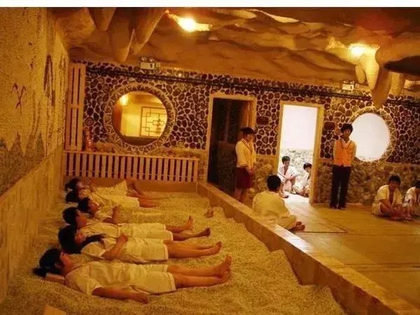 湖北人的堅(jiān)持與馮女士的智慧哈爾濱洗浴中心的獨(dú)特之處！