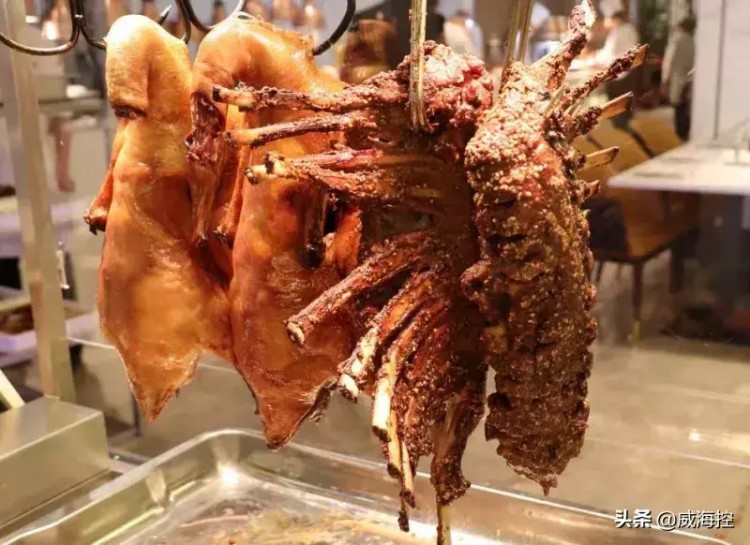 不到百元到威海經(jīng)區(qū)五星級(jí)酒店吃大餐還能洗澡這是真的