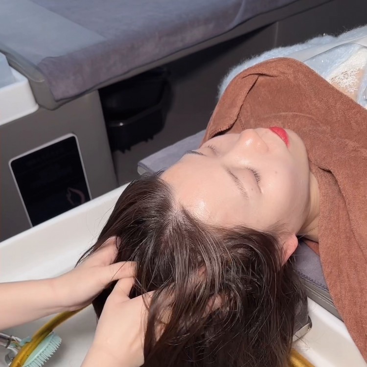 更多優(yōu)惠套餐就在左下↙?角定位#頭療spa