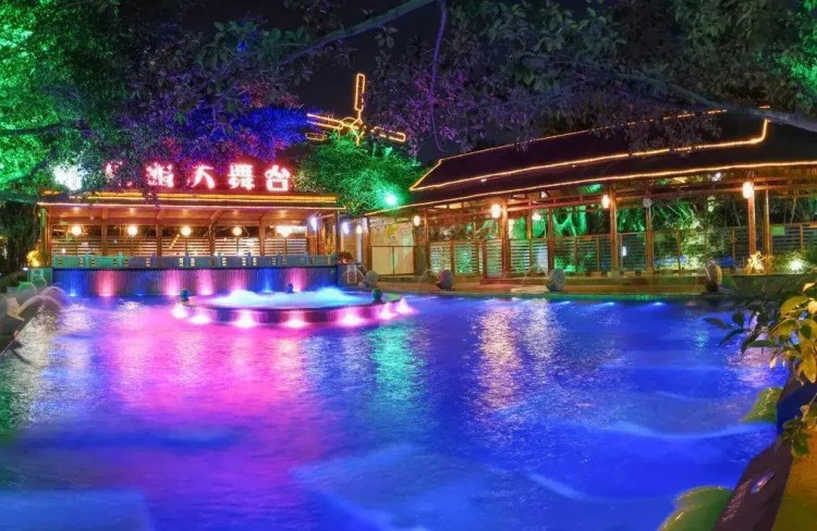 廣東中山旅行嘆泉眼溫泉吃足3餐+50多個(gè)泡池任泡2天1夜平靚正