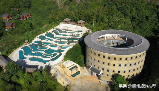 冬季泡溫泉養(yǎng)生又養(yǎng)顏！這個景美水質(zhì)好的地方一定不要錯過