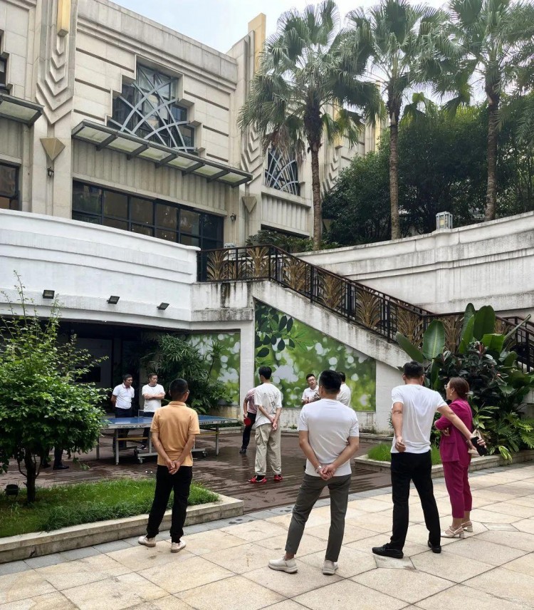 新商界贛州24班集體走訪——江西中博裝飾集團(tuán)