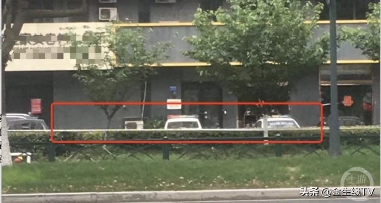 會(huì)所內(nèi)發(fā)生槍擊案警方全力追捕