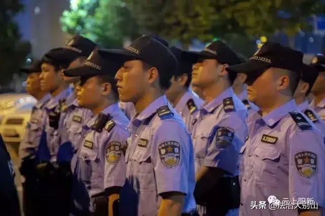 湖北警方清查娛樂場所97名男女被抓！全程網(wǎng)上直播…