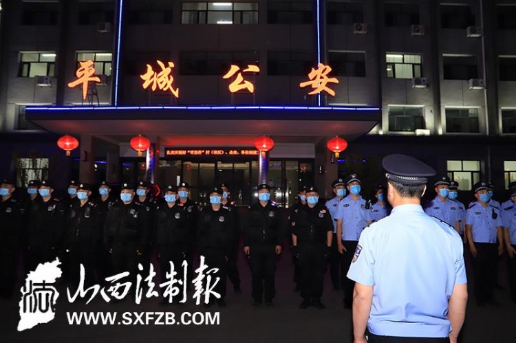 大同平城區(qū)警方對轄區(qū)內(nèi)32家洗浴足療，KTⅤ等待場所進(jìn)行全面檢查