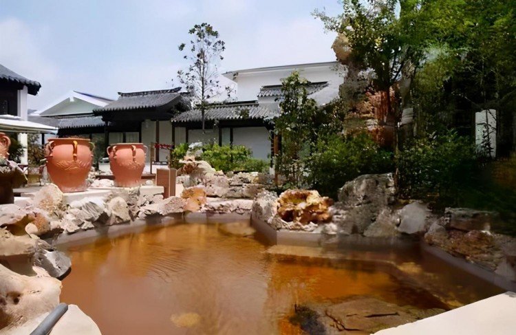 福如東海溫泉大酒店榮獲連云港首屆[醉美景區(qū)攻略]網(wǎng)紅景點第一名