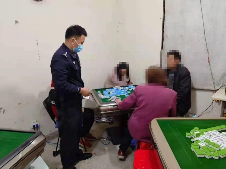 棋牌室旅店網(wǎng)吧……請注意蕪湖公安在嚴格巡查