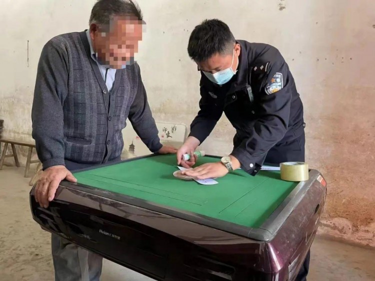 棋牌室旅店網(wǎng)吧……請注意蕪湖公安在嚴格巡查