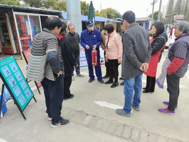 望聞問(wèn)切查隱患對(duì)癥下藥提意識(shí)！常熟市古里鎮(zhèn)開(kāi)展九小場(chǎng)所消防安全大排查大整治