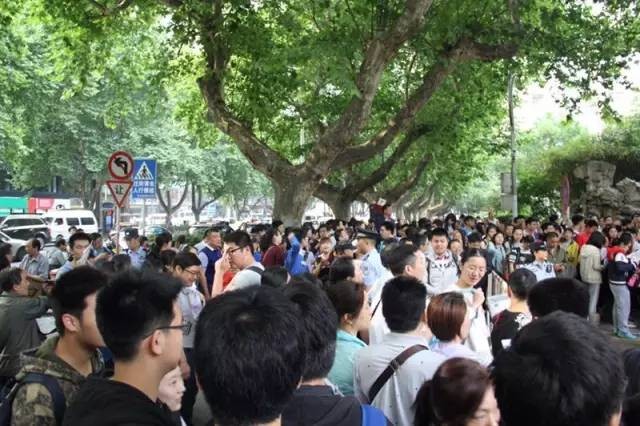 鏡頭下的高考：為安陽3.1萬考生加油！