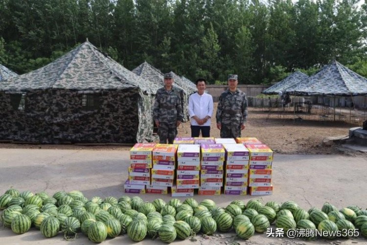 安徽阜陽(yáng)大漢松骨足療會(huì)館慰問(wèn)阜陽(yáng)某預(yù)備役團(tuán)應(yīng)急分隊(duì)駐訓(xùn)點(diǎn)