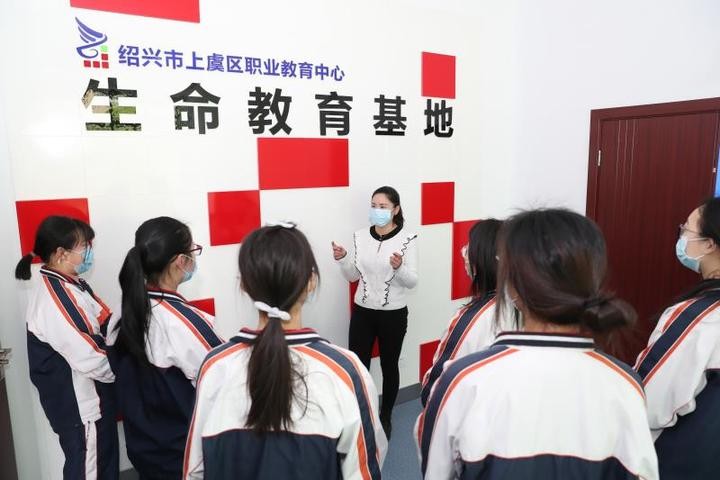 以心迎新上虞書寫有溫度的開學(xué)復(fù)課走心答卷