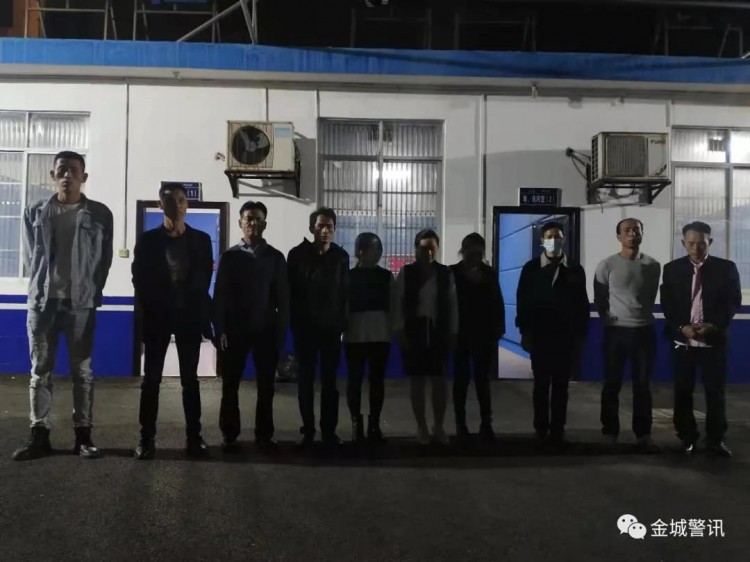 賣淫窩點暗藏在居民樓中！廣西警方搗毀多個賣淫窩點55名男女被帶走