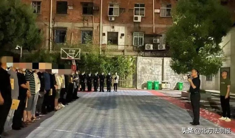 湖北黃石警方打掉傳銷窩點(diǎn)25個(gè)抓獲傳銷人員53人