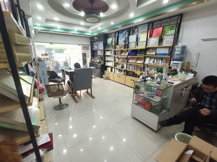 眾鋪熱推2352桐鄉(xiāng)稻樂路附近15年美容店轉(zhuǎn)讓