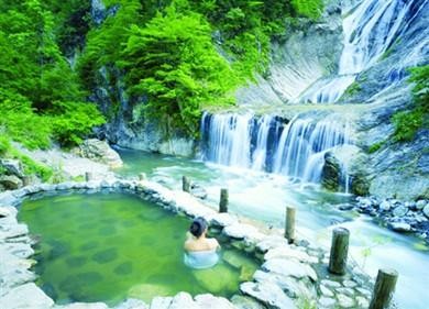 盤點山東特色溫泉洗走身心的那一抹乏