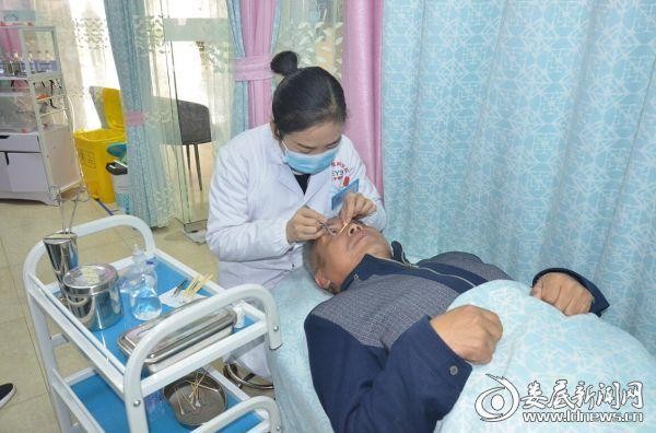 冬季干眼高發(fā)不妨來婁底愛爾眼科做個(gè)眼部SPA
