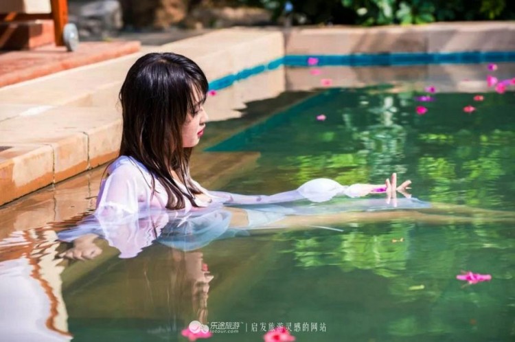 女人說這個春節(jié)就帶我到攀枝花去泡紅格溫泉