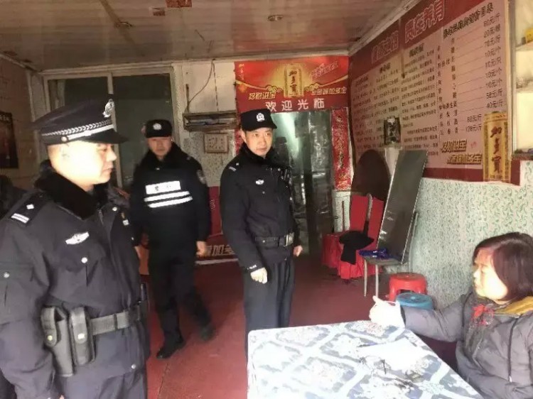 現(xiàn)場畫面曝光！荊門警方出動警力180余人清查洗浴足療KTV等場所...
