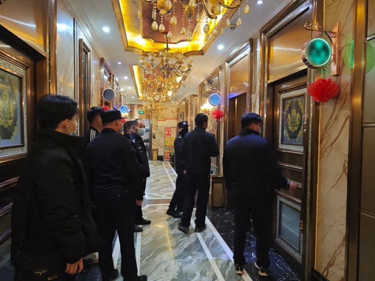 長葛公安：突擊檢查娛樂場所筑牢禁毒安全防線