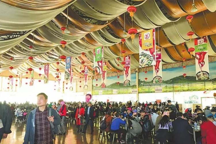 匯龍生態(tài)園約你來(lái)玉溪過(guò)世界歷時(shí)最長(zhǎng)的節(jié)日—米線節(jié)！