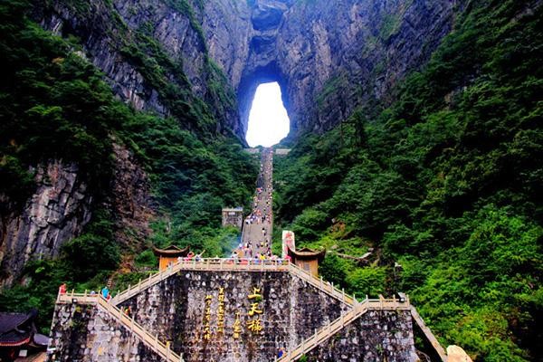 土家阿哥教你張家界三天兩晚怎么玩
