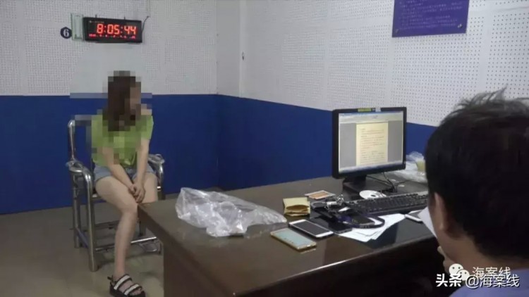 門縫里塞入小卡片河池警方搗毀色情卡片賣淫團(tuán)伙