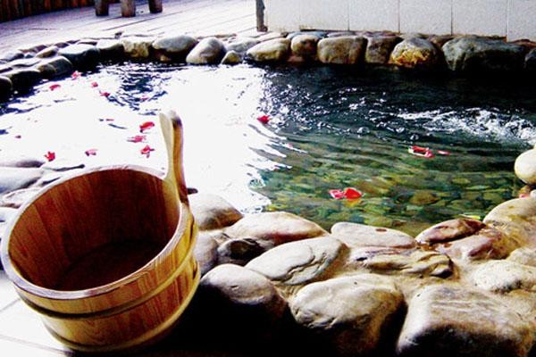 自駕游玉溪線(xiàn)路指南：看林海蒼黛碧水藍(lán)天盡享清新空氣