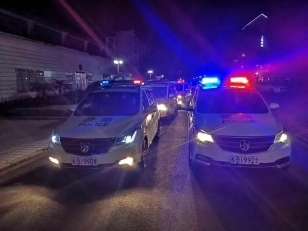廣西警方連搗多個淫窩一特大組織賣淫犯罪團伙被一鍋端