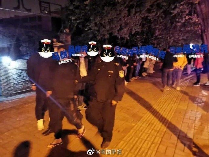 廣西警方連搗多個淫窩！一特大組織賣淫犯罪團伙34人被抓獲