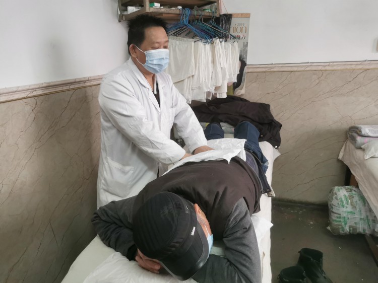 隨州：盲人按摩師羅斌的尋光路