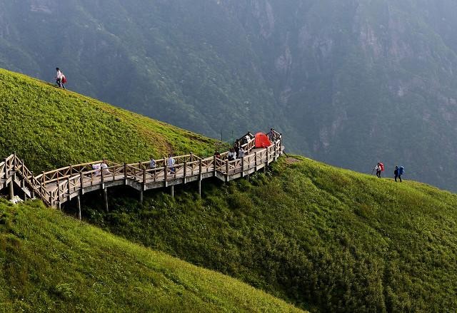 萍鄉(xiāng)一座被江西遺忘了的城市消費(fèi)往湖南跑在長(zhǎng)株潭經(jīng)圈內(nèi)