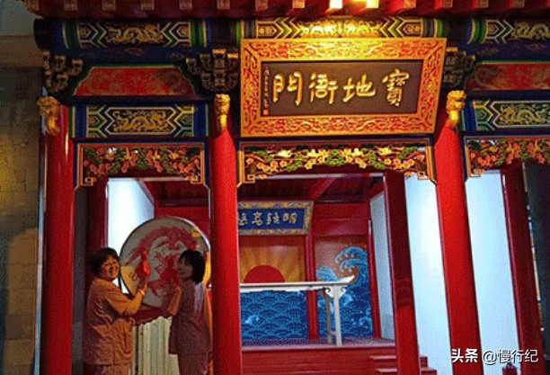 在遼代被稱為察罕泉的古水溫泉讓寶地溫泉小鎮(zhèn)聲名遠(yuǎn)揚(yáng)